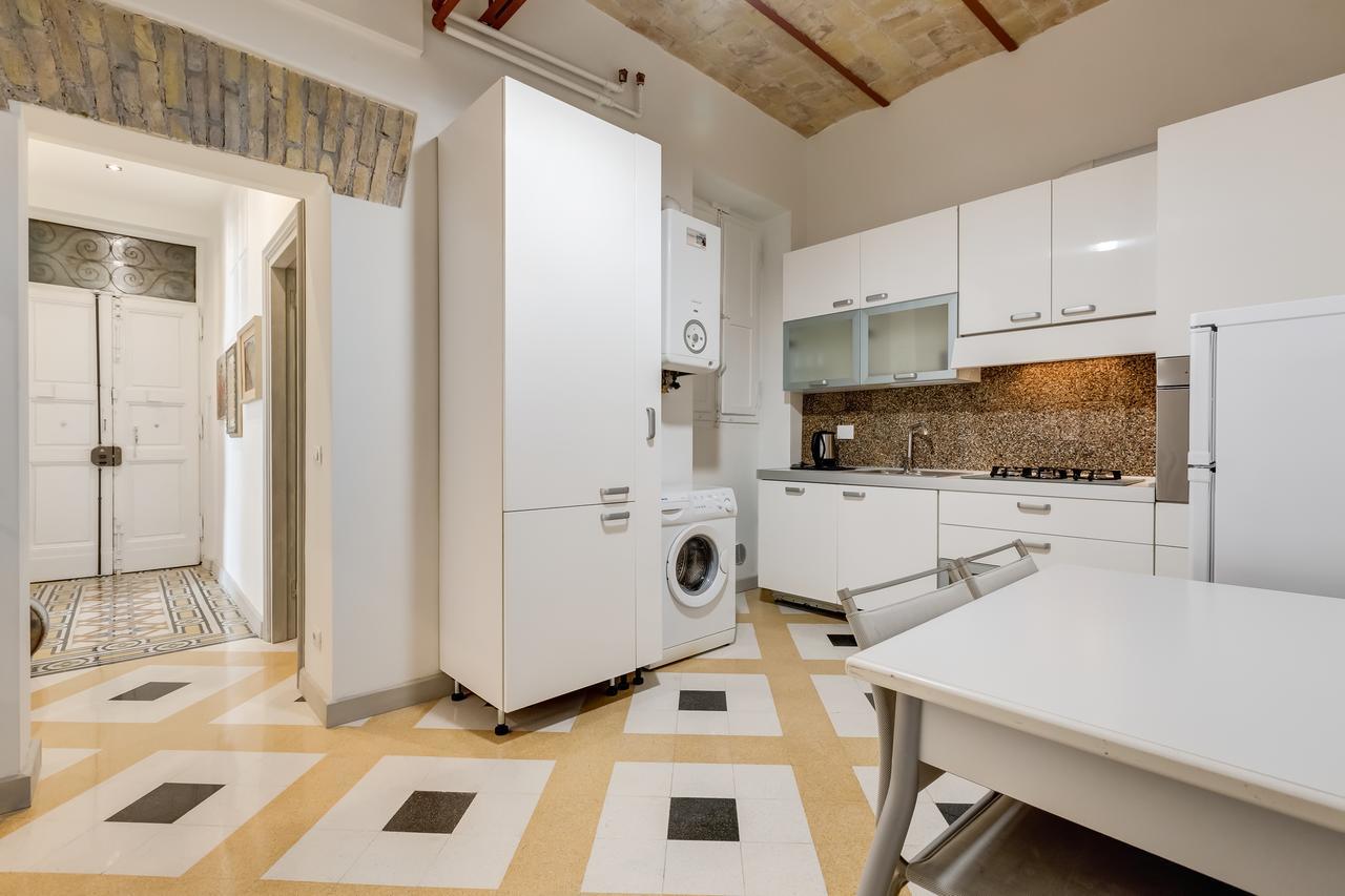 Monti Colosseum apartment Roma Esterno foto